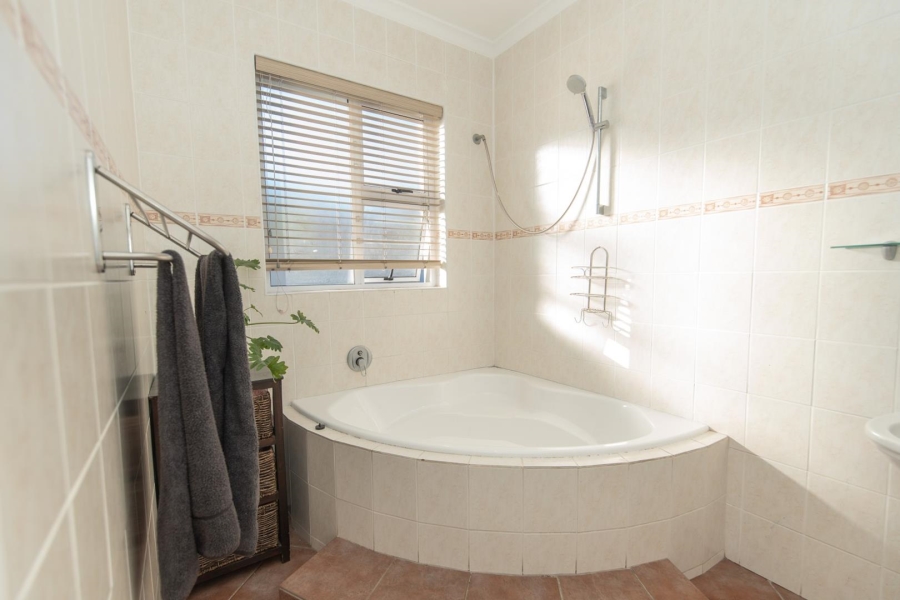 4 Bedroom Property for Sale in Mount Croix Eastern Cape